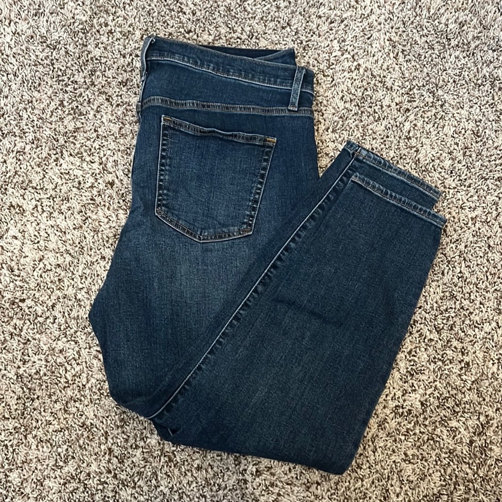 Gap True Skinny Jeans